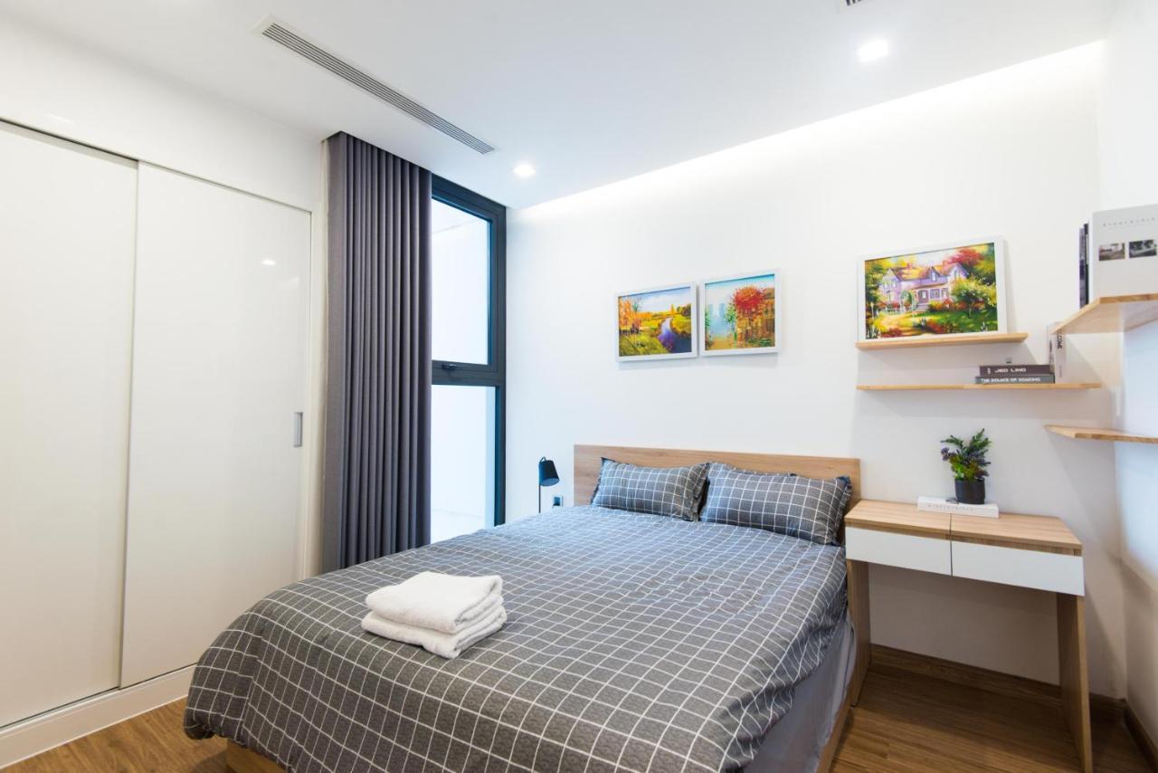 Premium Apartment Vinhomes Metropolis Badinh Ханой Екстер'єр фото