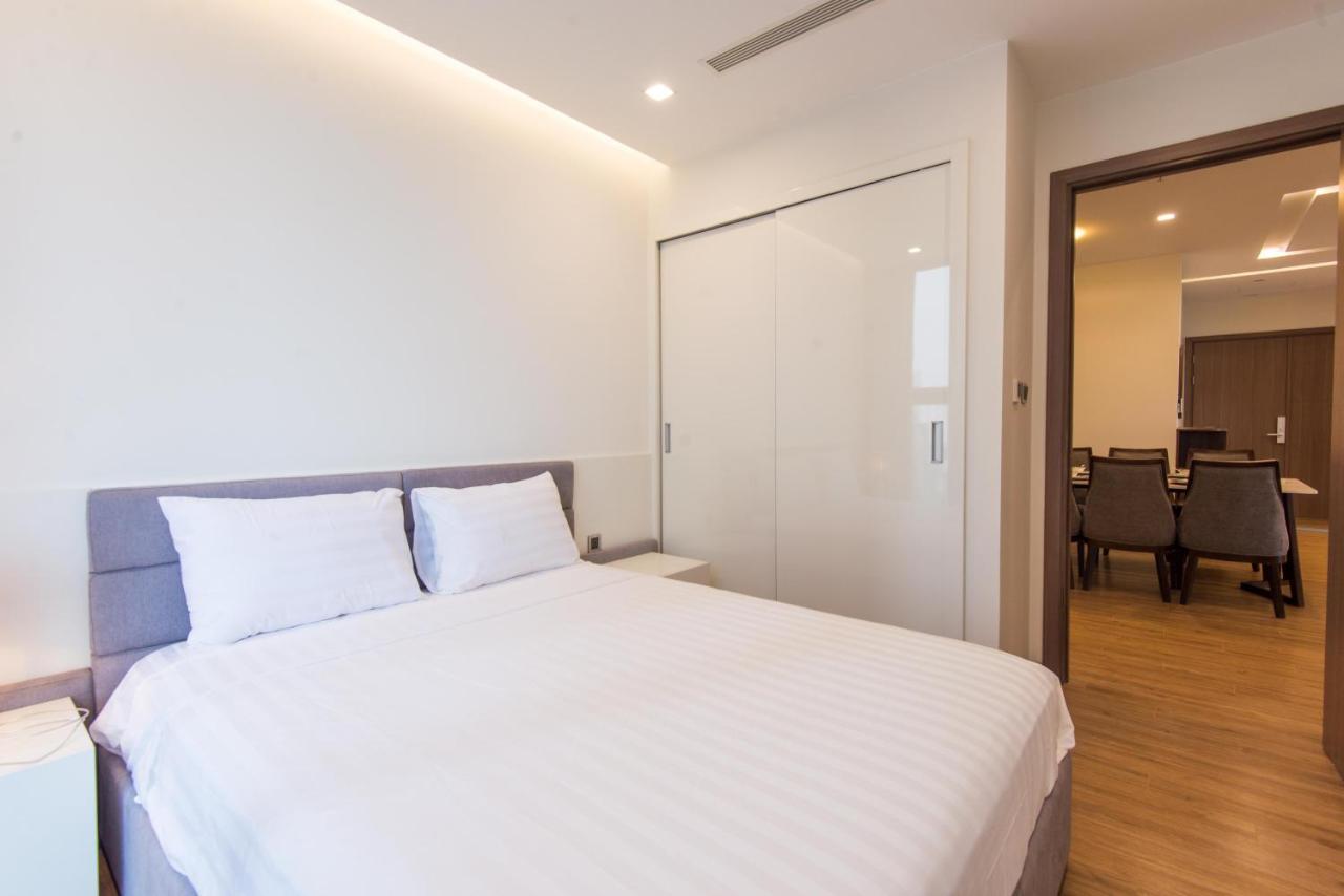 Premium Apartment Vinhomes Metropolis Badinh Ханой Екстер'єр фото