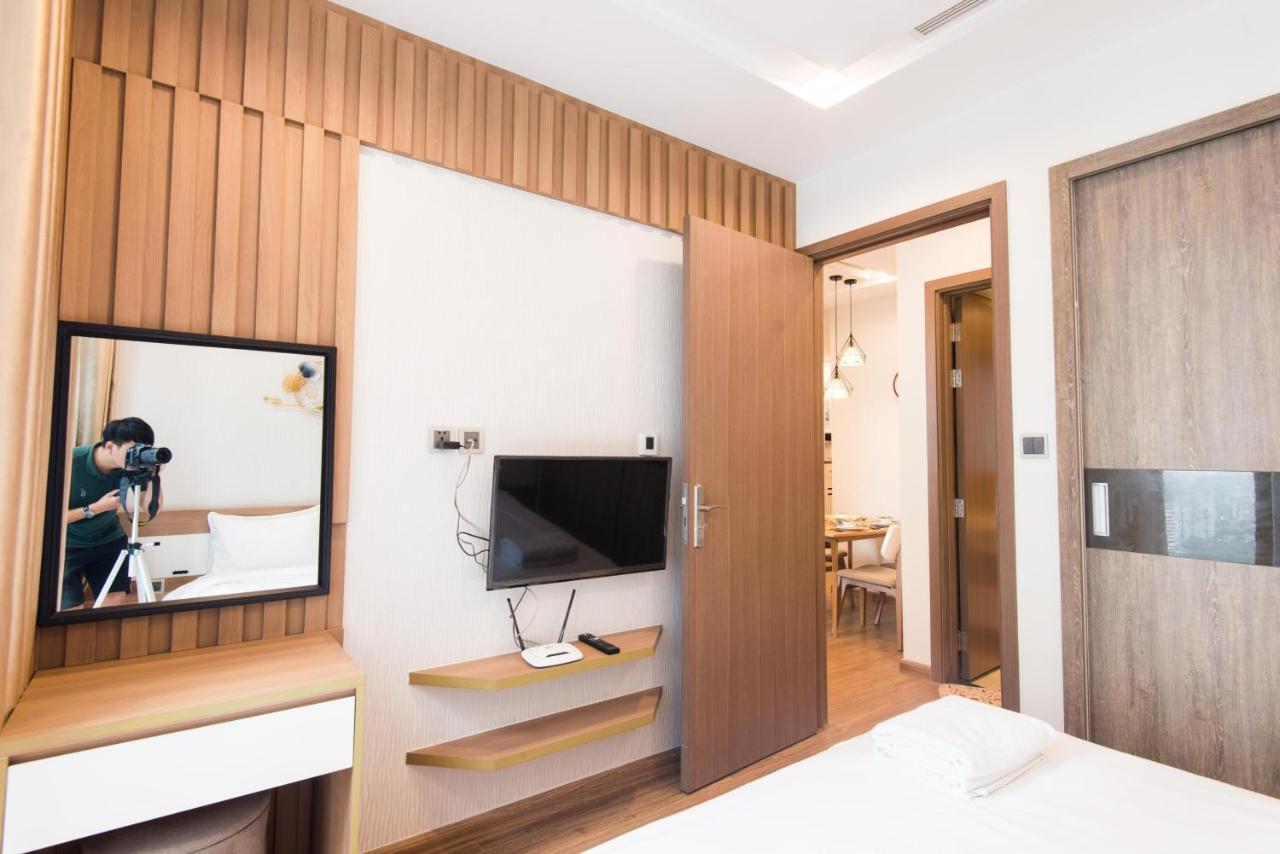 Premium Apartment Vinhomes Metropolis Badinh Ханой Екстер'єр фото
